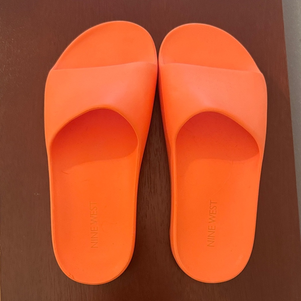 Nine West Vibrant Orange Slides